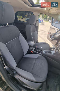 Хэтчбек Ford Focus 2014 в 