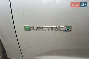 Хэтчбек Ford Focus 2011 в 