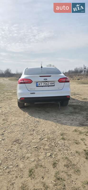 Седан Ford Focus 2017 в Калуше