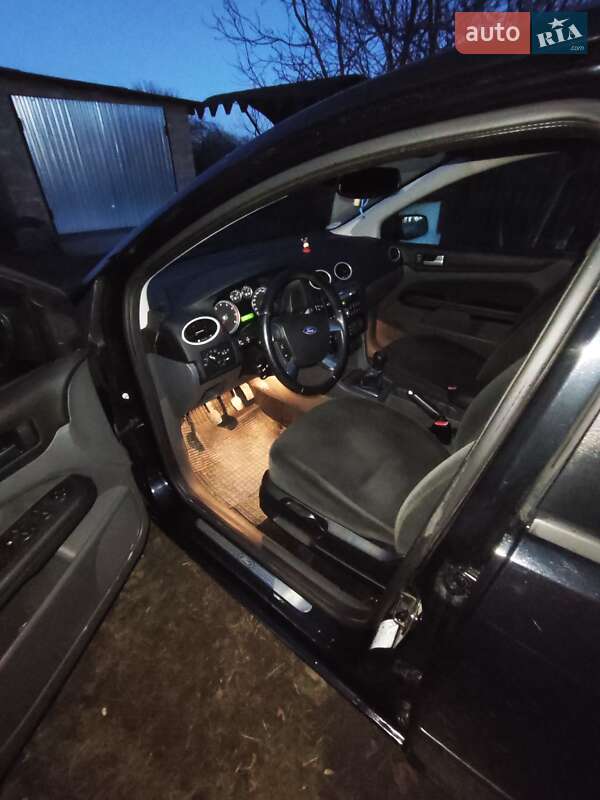 Седан Ford Focus 2007 в Казатине