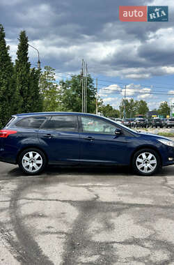 Универсал Ford Focus 2015 в 