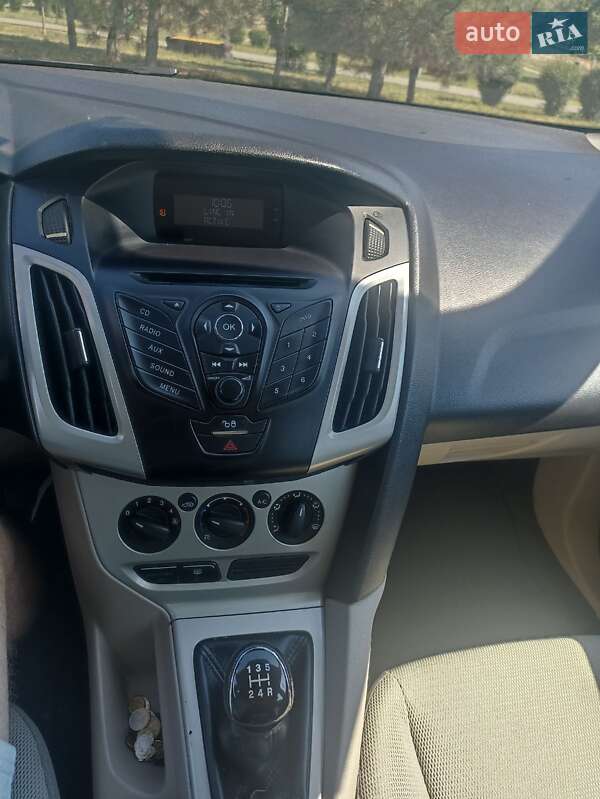 Хэтчбек Ford Focus 2011 в Запорожье