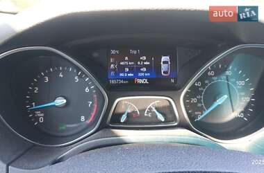 Седан Ford Focus 2016 в 
