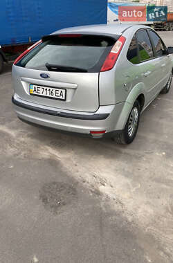Хэтчбек Ford Focus 2007 в 
