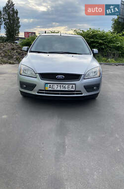 Хэтчбек Ford Focus 2007 в 