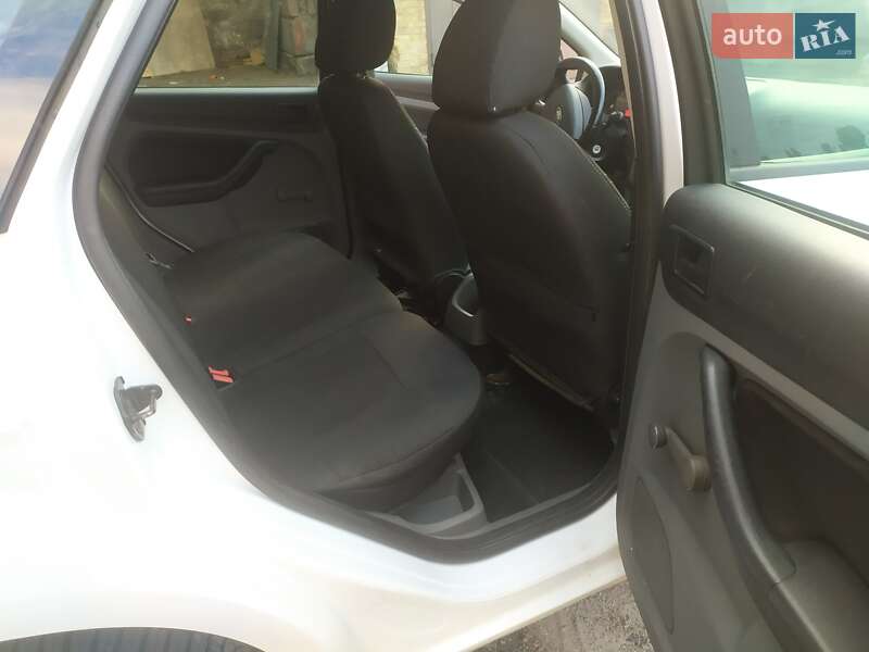 Хэтчбек Ford Focus 2011 в Киеве