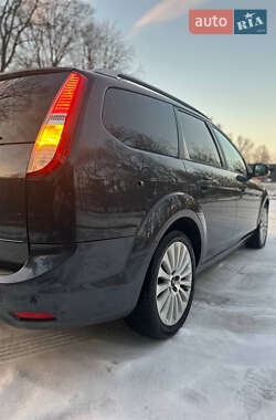 Универсал Ford Focus 2009 в 