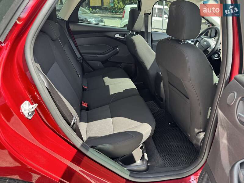 Хэтчбек Ford Focus 2017 в Харькове