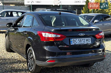 Седан Ford Focus 2013 в 