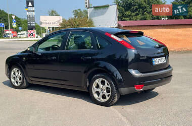 Хэтчбек Ford Focus 2006 в 