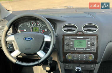 Хэтчбек Ford Focus 2006 в 