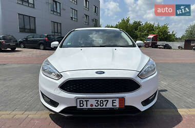 Универсал Ford Focus 2016 в 