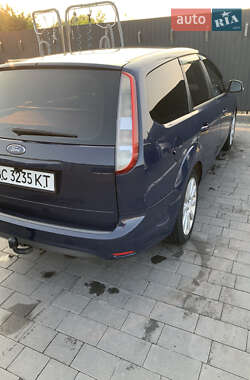 Универсал Ford Focus 2009 в 