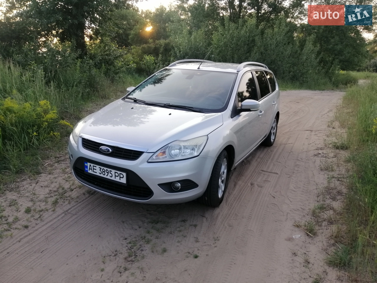 2010 Ford Focus - мініатюра 18