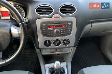 Универсал Ford Focus 2010 в 