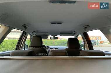 Универсал Ford Focus 2010 в 