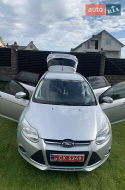 Универсал Ford Focus 2012 в 