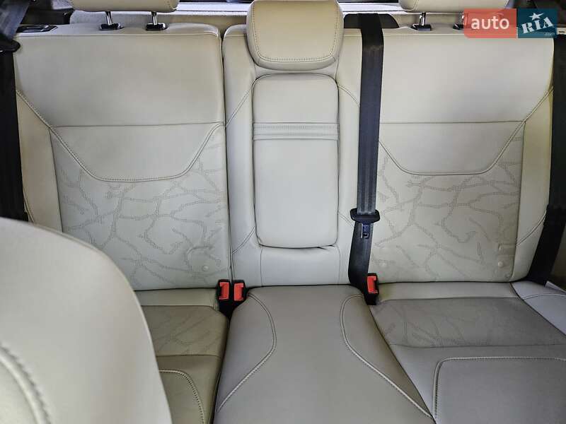 Хэтчбек Ford Focus 2015 в Черкассах фото 20 Хэтчбек Ford Focus 2015 в Черкассах
