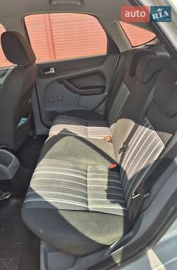 Хэтчбек Ford Focus 2008 в 