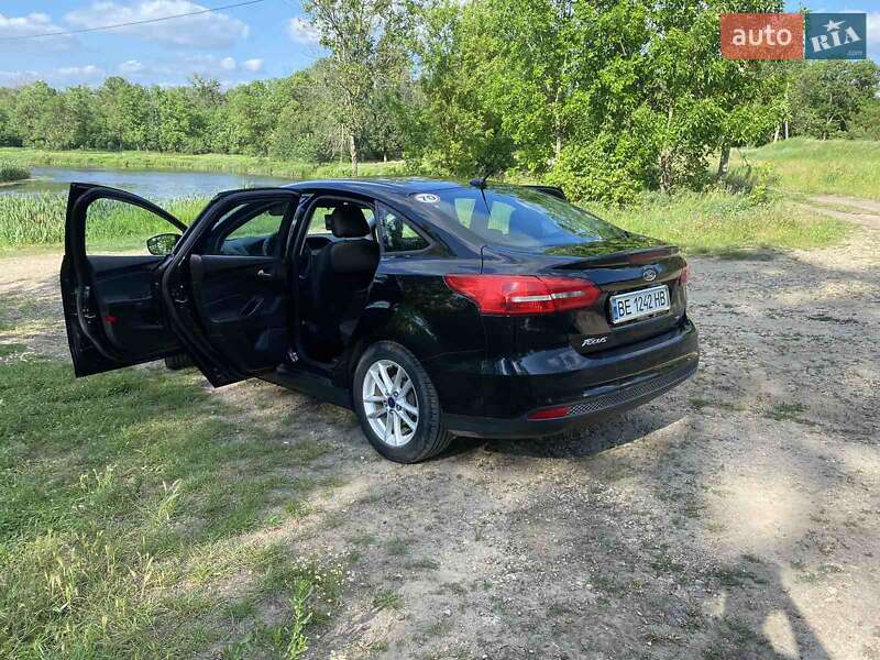 Седан Ford Focus 2016 в Братском