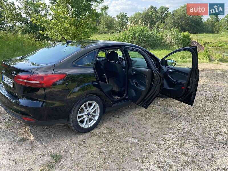 Седан Ford Focus 2016 в Братском