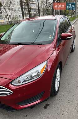 Хэтчбек Ford Focus 2015 в 