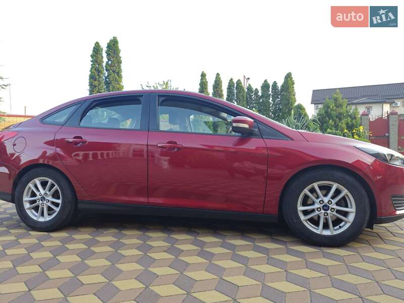Седан Ford Focus 2015 в Киеве