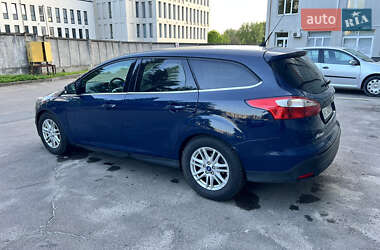 Универсал Ford Focus 2012 в 