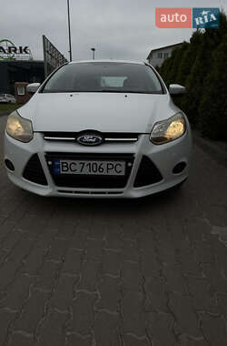 Хэтчбек Ford Focus 2013 в 