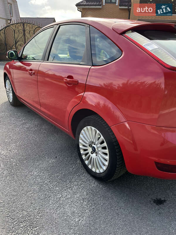 Хэтчбек Ford Focus 2009 в Звягеле