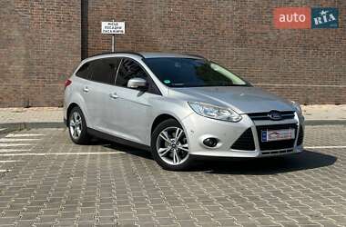 Универсал Ford Focus 2014 в 