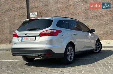 Универсал Ford Focus 2014 в 