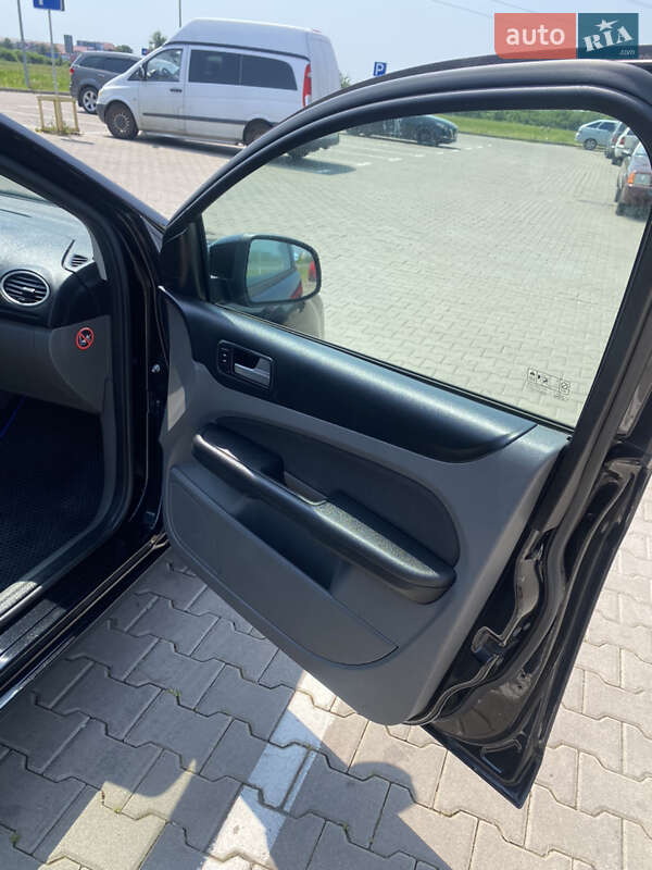 Універсал Ford Focus 2010 в Мукачевому