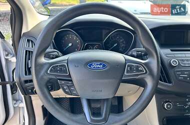 Седан Ford Focus 2016 в 