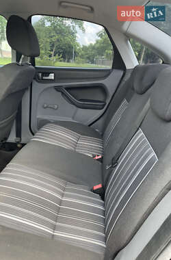 Седан Ford Focus 2008 в 