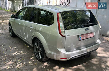 Универсал Ford Focus 2010 в 