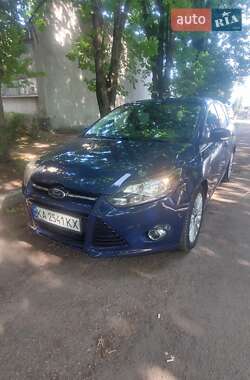 Універсал Ford Focus 2012 в Добропіллі