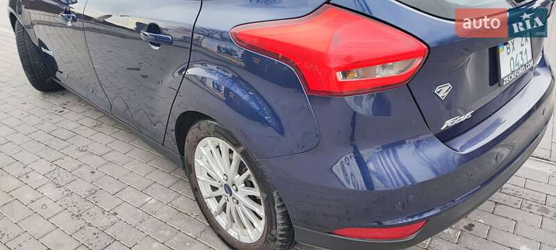 Хэтчбек Ford Focus 2016 в Каменец-Подольском