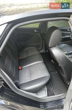 Хэтчбек Ford Focus 2009 в 