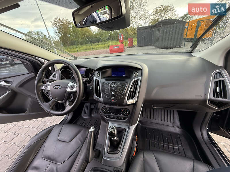 Хетчбек Ford Focus 2012 в Стрию