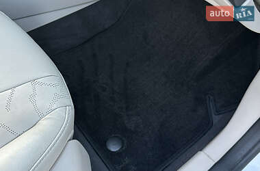 Хэтчбек Ford Focus 2012 в 