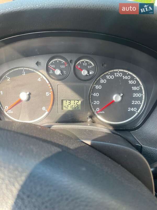 Універсал Ford Focus 2005 в Чопі