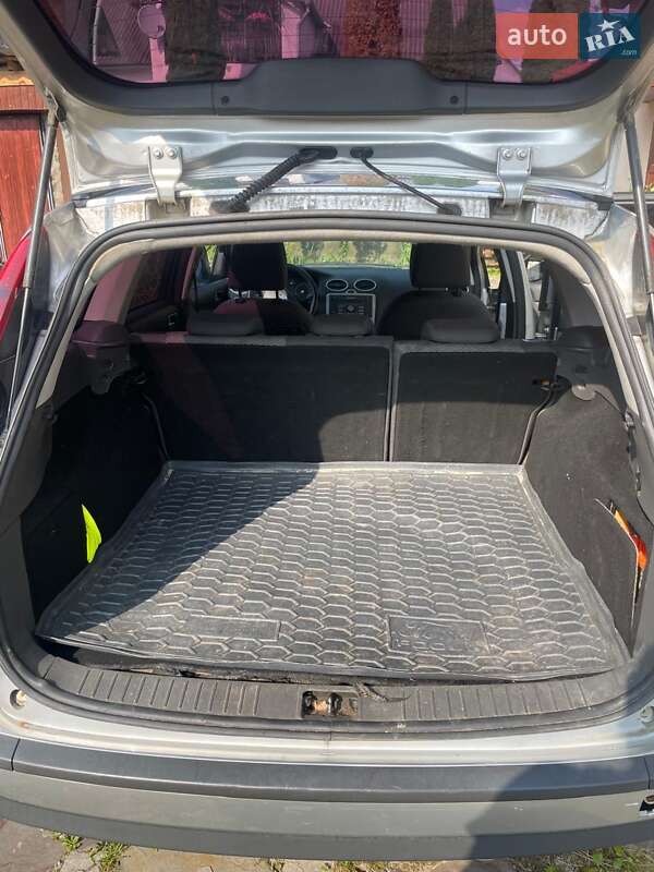 Універсал Ford Focus 2005 в Чопі