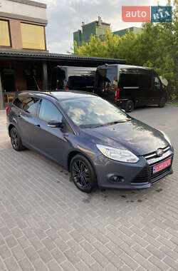 Универсал Ford Focus 2011 в 