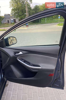 Универсал Ford Focus 2011 в 