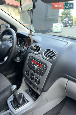 Универсал Ford Focus 2010 в 