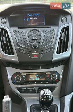 Универсал Ford Focus 2012 в 