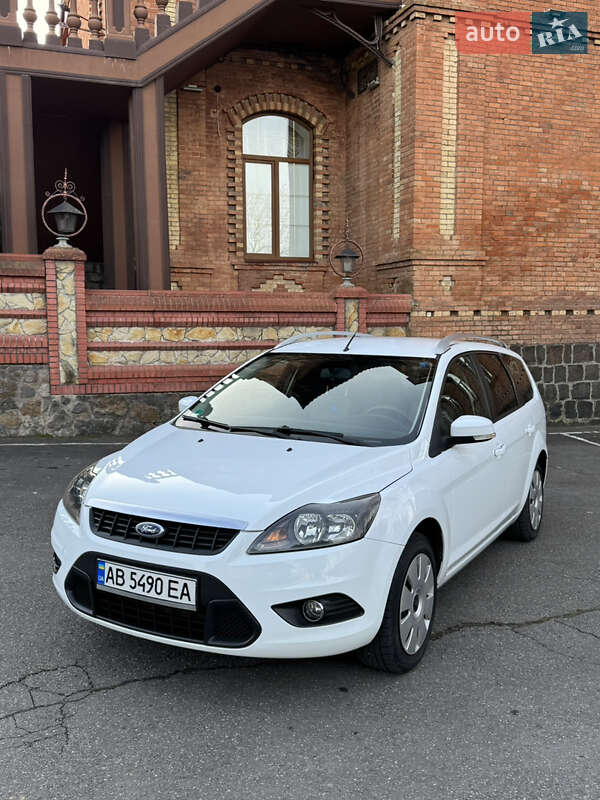 Универсал Ford Focus 2010 в 