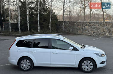 Универсал Ford Focus 2010 в 