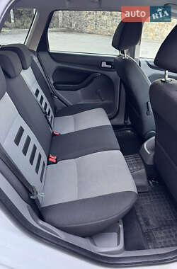 Универсал Ford Focus 2010 в 